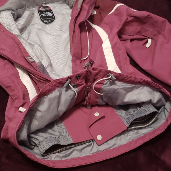North Face Snow Jacket - Picture 8 of 8
